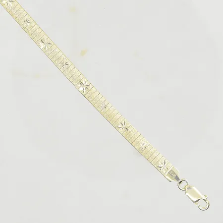 Armband, halvstel modell, längd 18½ cm, bredd 6 mm, matterad yta, Guldfynd AB, 925/1000 silver. Vikt: 11,2 g