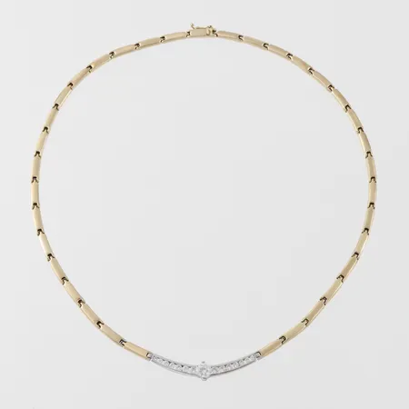 Collier röd och vitguld med stenar, Sözer Altin, längd ca 45 cm, bredd 3.6-7.5 mm, 14k. Vikt: 13,9 g