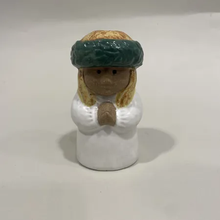 Figurin/Ljusstake, Lucia ur serien Adventsbarn, Lisa Larson för Gustavsberg, glaserat stengods, höjd 11cm, märkt, smärre nagg, troligen andra sortering