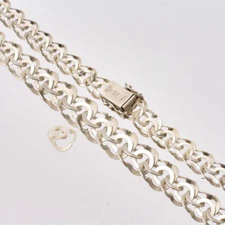 Collier i silver, 41,5cm, + 1st extrabit, Bismarck, bredd 10-14,5mm, tillverkad av Bröderna Hedens Guldsmeds Ab, år 1975, vikt 39,89g.