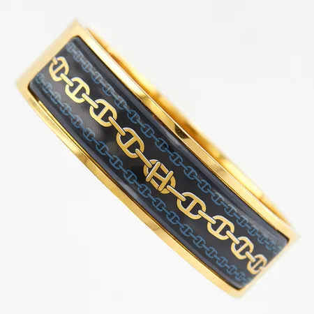 Armband Hermès, i gulmetall och målad emalj, Chain d'ancre-motiv, öppningsbart, innermått ca 57x51mm, bredd ca 17mm, repor, med originalkvitto, box och påse Vikt: 0 g