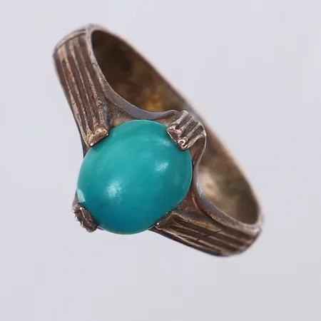 Ring med sten, stl 20, ca bredd 4,6-12mm. 925/1000 silver  Vikt: 3,7 g