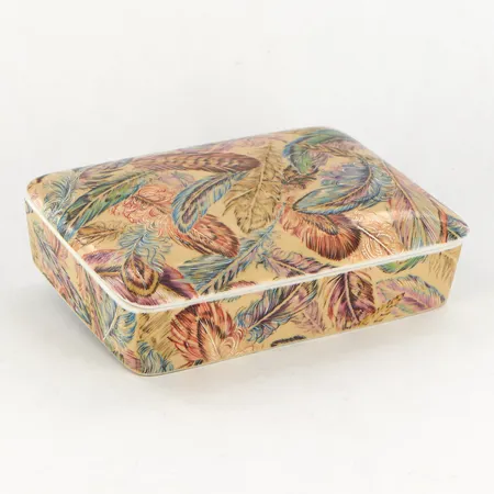 Poslinask, Neiman- Marcus, fjäderdekor, 10,5x14cm, två tillhörande kortlekar,  Vikt: 0 g