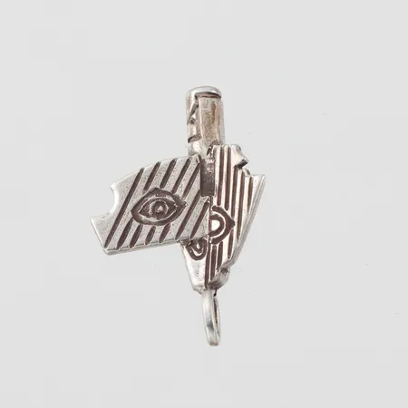 Hänge "Picasso", höjd ca 23 mm, Forsbergs Guldsmedsbolag Örebro, silver. Vikt: 1,8 g