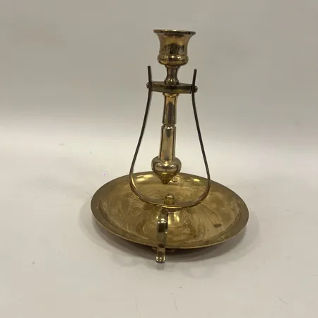 Skeppsljusstake, höjd 18cm, upphängningsbar, mässing Skickas med paket.