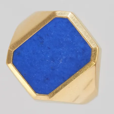 Klackring med lapis lazuli, Ø20½, bredd: 2,3-17,4mm, Guld Carlsén, Sundsvall, 18K Vikt: 5,2 g