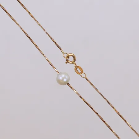 Kedja Venezia med integrerad odlad pärla Ø6,3mm, längd 41cm, bredd 0,7mm, 18K  Vikt: 2,3 g