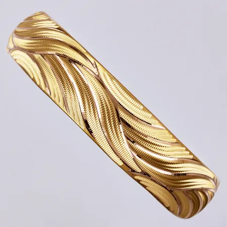 Armring, mönstrad, Ø ca 6,2-6,5cm, bredd: ca 15mm, något bucklig, 22K   Vikt: 15,3 g