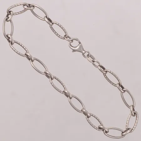 Armband, längd 20cm, bredd 5,7mm, 925/1000 silver Vikt: 5,6 g
