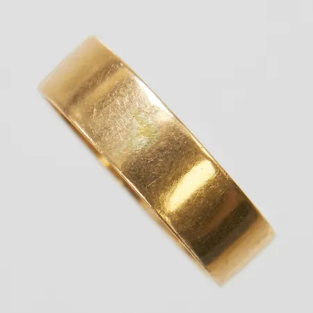 Ring, slät, Ø20+, bredd: 6,1mm, personlig gravyr, svenska stämplar, 18K Vikt: 5,5 g