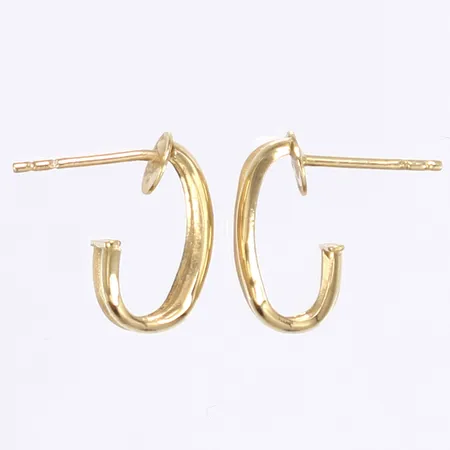 Ett par örhängen, 15x5mm, saknar snurrebussar, 18K Vikt: 1,5 g