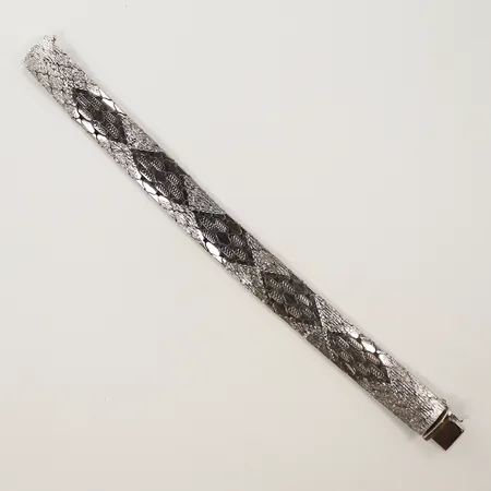 Armband halvstelt, 20cm bredd 15mm, silver 830/1000-delar 36,3g Vikt: 36,3 g