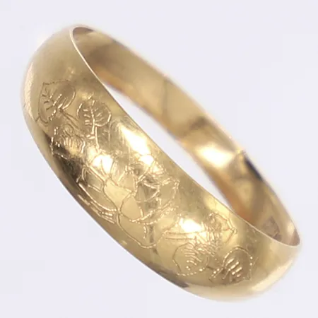 Ring, stl 18, bredd 3-6mm, bucklig, 18K Vikt: 1,2 g