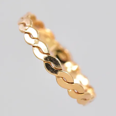 Ring, stl 16¾, bredd 2,5mm, BEH Bengt Hallberg Guldsmeds AB, 18K Vikt: 1 g