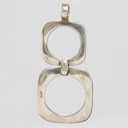Hänge, hamrad dekor, längd ca 48mm, bredd 3-22mm, 925/1000 silver Vikt: 5,8 g