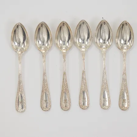6 Mockaskedar, modell Louis XVI, ca 110mm, monogramgravyr, CGH, Silver 830/1000 Vikt: 84,7 g