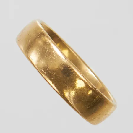 Ring, slät, Ø17-, bredd: 5mm, personlig gravyr, Schalins, 18K Vikt: 5,6 g