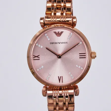 Damur Emporio Armani, quartz, Ø ca 32mm, rosépläterat stål, referensnr AR 11059, serienr 111701, går ej, repigt glas, rosépläterad stållänk med viklås, inga tillbehör