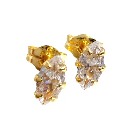 Örhängen, 18K guld, Cubic Zirconia, Guldfynd (GHA) 20127877, örhängenas storlek 3,3 x 6 mm, originalploppar, fint skick, stenar utan anmärkning, ordinarie nypris hos Guldfynd 1398 kr Vikt: 0,5 g