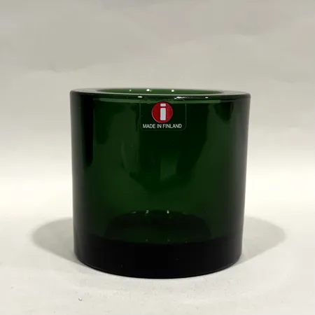 Ljuslykta Kivi, Iittala/Marimekko, design Heikki Orvola, höjd 6cm, mörkgrön, etikettmärkt Vikt: 0 g