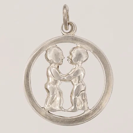 Hänge, Ø16 mm, defekt ögla, 835/1000 silver. Vikt: 1,1 g