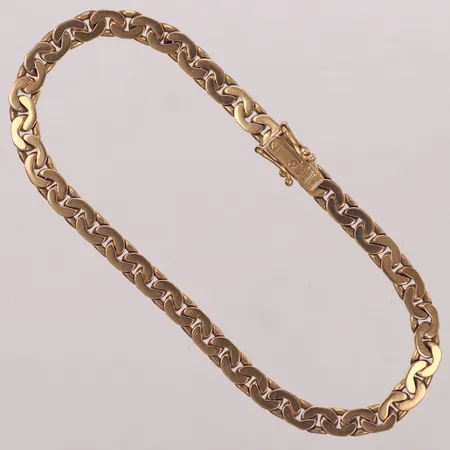 Armband, längd 20cm, bredd 4,5mm, 18K  Vikt: 14,6 g