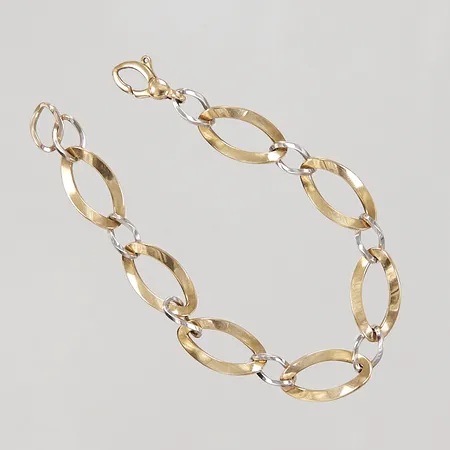Armband, total längd 20cm, bredd 6 - 10,8mm, vitguldsdetaljer, gulguld, GHA 18K Vikt: 7,8 g