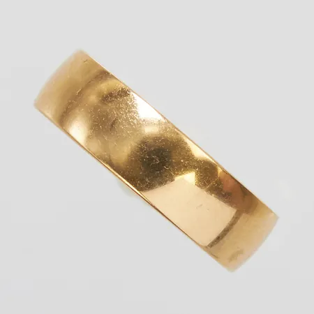 Ring, slät, Ø15, bredd: 4,9mm, ograverad, kupad insida, Schalins, 18K Vikt: 4,8 g