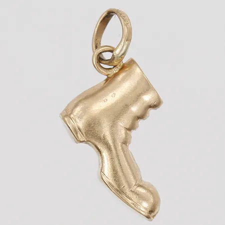 Hänge, Känga, höjd inkl ögla 9,5mm, bredd 11,5mm, 18K Guld Vikt: 0,8 g