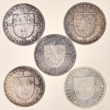 Mynt 5st, Gustaf VI Adolf Sveriges Konung, Med folket för fosterlandet 1435-1935, 5 kr, Ø36mm, silver 900/1000  Vikt: 125 g