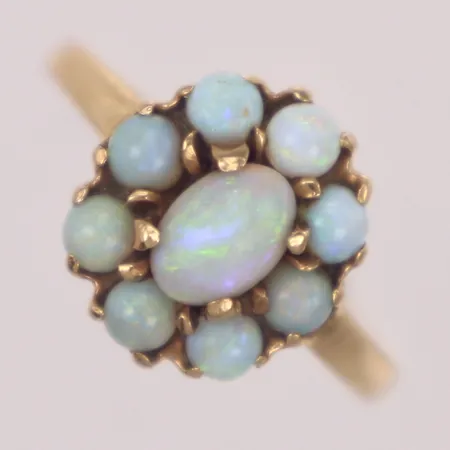 Ring med opaler, stl 15¾, bredd 1,5-12mm, 14K  Vikt: 3,1 g