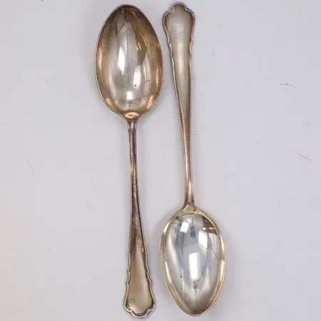 2 skedar, längd 18cm, bruksskick, silver  Vikt: 81,8 g
