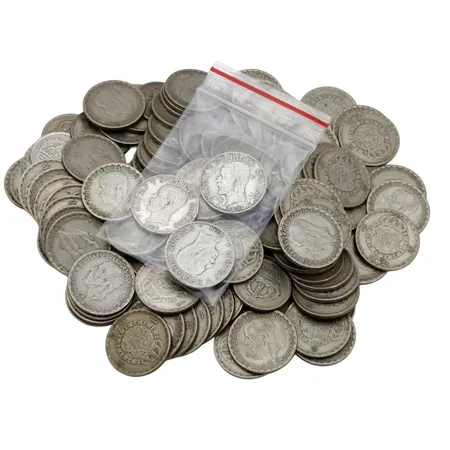 Diverse svenska silvermynt, 40-80 %, finvikt cirka 323g Vikt: 323 g