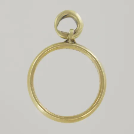 Hänge, längd 3 cm, bredd 4,5 mm, graverad, 18K Vikt: 6,4 g