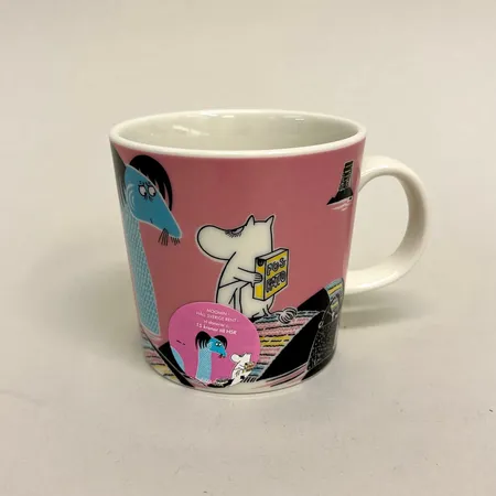 Muminmugg, Håll vattnet rent, år 2015 Ø8cm, höjd 8cm, Arabia, porslin, etikettmärkt, nyskick Skickas med paket.