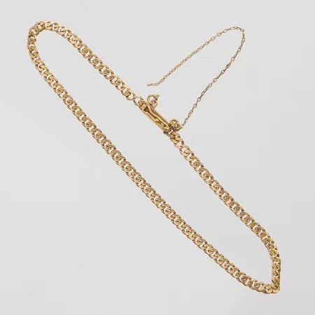 Armband, Pansar, längd: 17,5cm, bredd: 2,3mm, defekt säkerhetskedja, personlig gravyr, svenska stämplar, 18K Vikt: 3,2 g