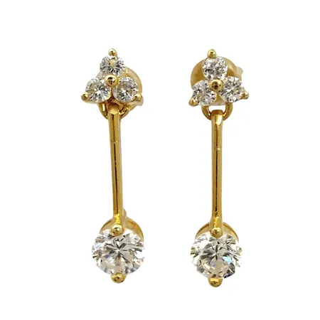 Diamantörhängen, 18K guld, Diamanter 2 x 0,30ct + 6 x 0,03ct, cirka Crystal (J) / VS, örhängenas längd 19 mm, bredd 1-5 mm, originalploppar, fint skick  Vikt: 3,7 g