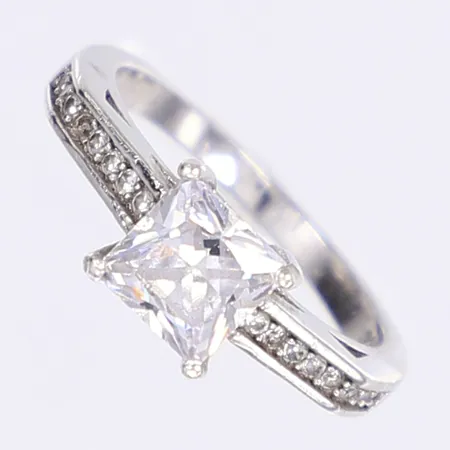 Ring, stl 16¼, defekt saknar sten, silver 925/1000 Vikt: 2,7 g