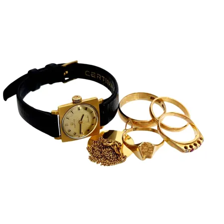 Diverse guldsmycken, damur, 18K guld, bruttovikt inklusive klocka 27,3g (exklusive klocka 13,8g), ring, 14K med vita och röda stenar, 3,9g