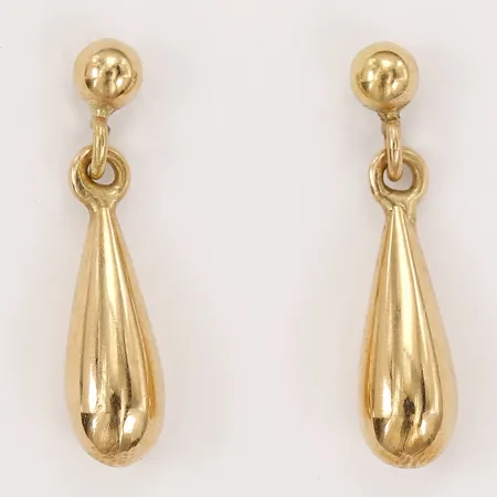 Ett par örhängen, droppformade, höjd: 18 mm, bredd: 4 mm, 18K guld. Vikt: 1,5 g