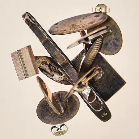 Diverse silversmycken, repiga, udda, silver 830-925/1000 Vikt: 27,4 g