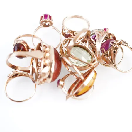Diverse guld, 14k, bruttovikt 52,2gr Vikt: 52,2 g