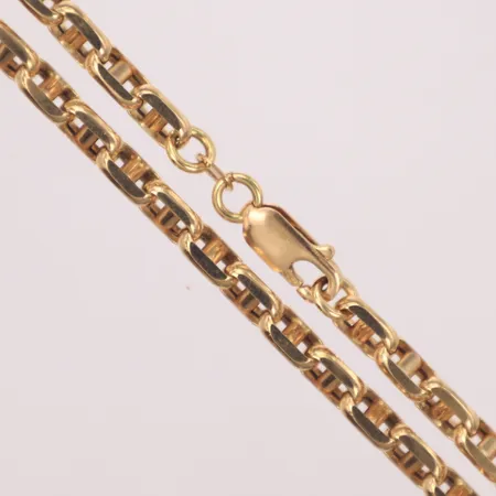 Kedja, längd 55cm, bredd 4mm, ihålig, 18K  Vikt: 14,7 g