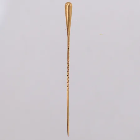 Kravattnål, längd 7,5cm, bredd 1-4,5mm, euti, 18K  Vikt: 1,4 g