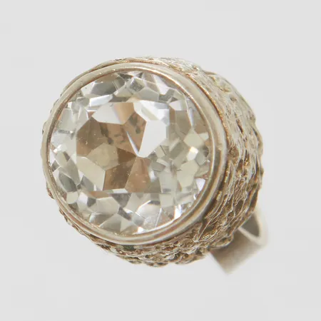 Ring, sten, stl 16¼, bredd 4-15,5mm, höjd 19mm, Svedboms Guldsmeds Ab Hov, Vetlanda, år 1968, 835/1000 silver, bruttovikt: 9,9g.
