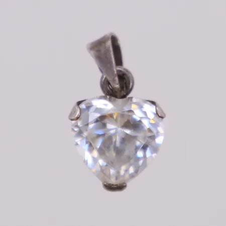 Hänge med vit sten, längd 13mm, bredd 7,2mm, silver 925/1000 Vikt: 0,7 g