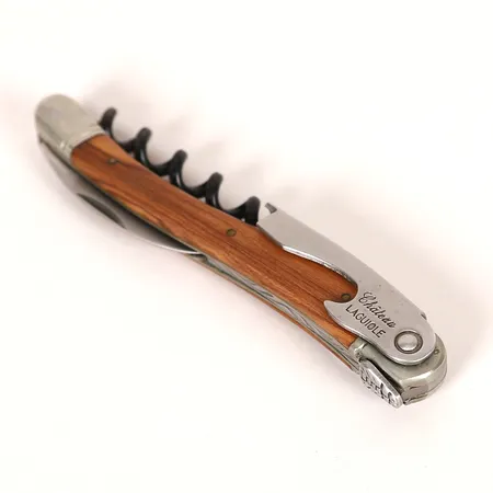 Korkskruv, Laguiole Chateau, längd 11,5cm, med läderetui, smärre bruksslitage.   