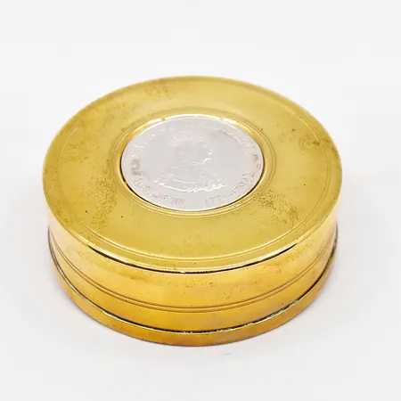 Snusdosa, Skultuna 1607, Ø 7,5cm, no 50, S10, originalask
