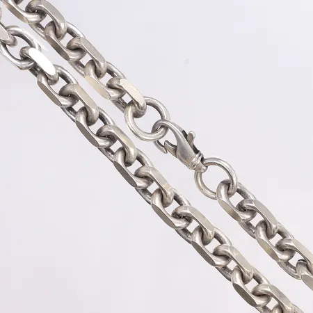 Halskedja ankarlänk, 60cm, bredd 8mm, defekt lås, silver 925/1000 Vikt: 135,6 g