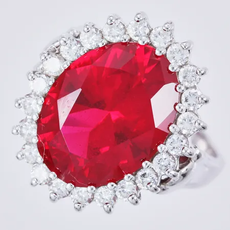 Ring med stenar, stl: ca 18, bredd: ca 3-21mm, 925/1000 silver  Vikt: 9,1 g